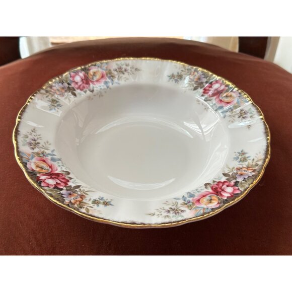 Queen Anne Summer Rose Soup Bowl 9 1/4” - Picture 3 of 8